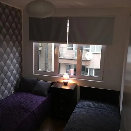 Apartment Top Center